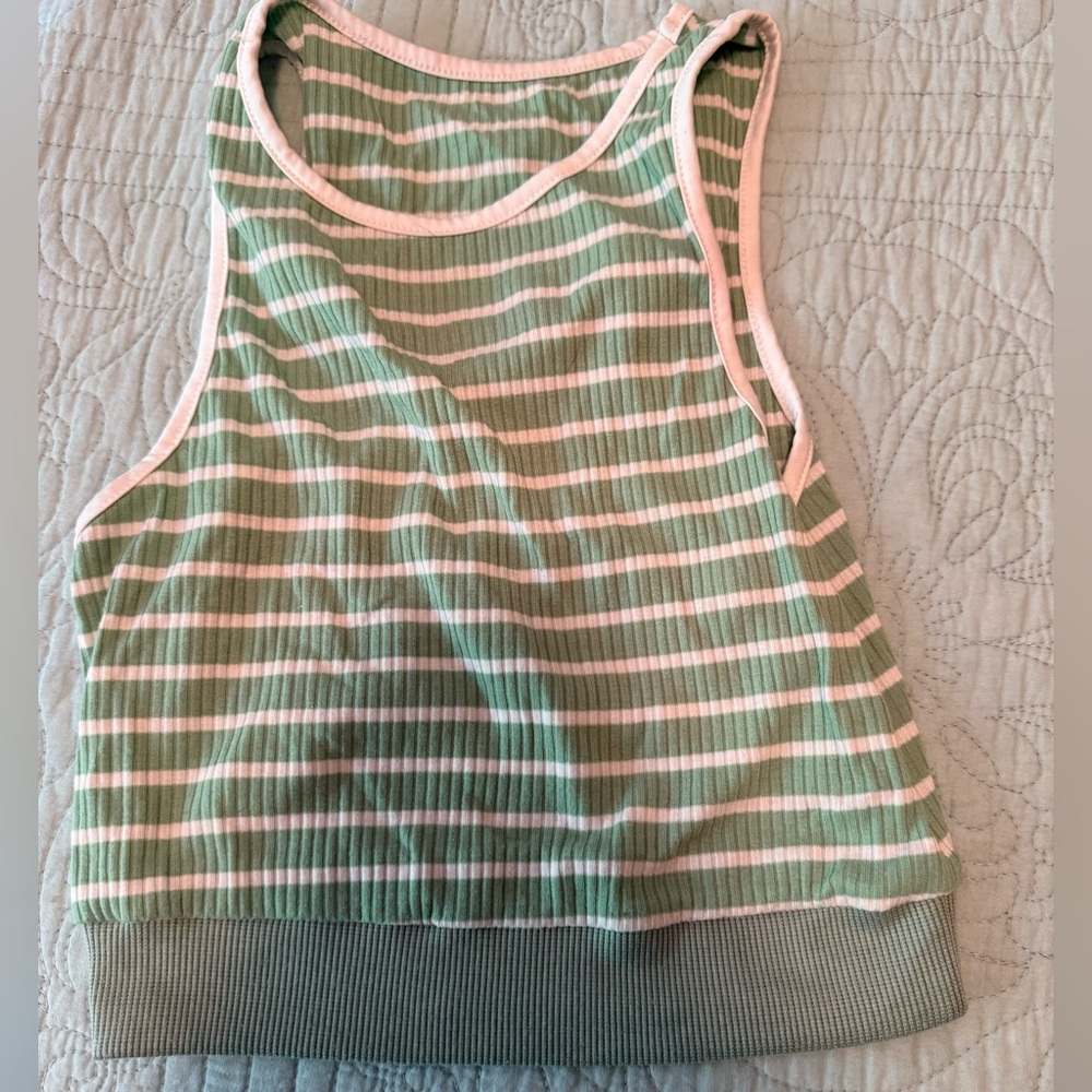 SHEIN Crop Top